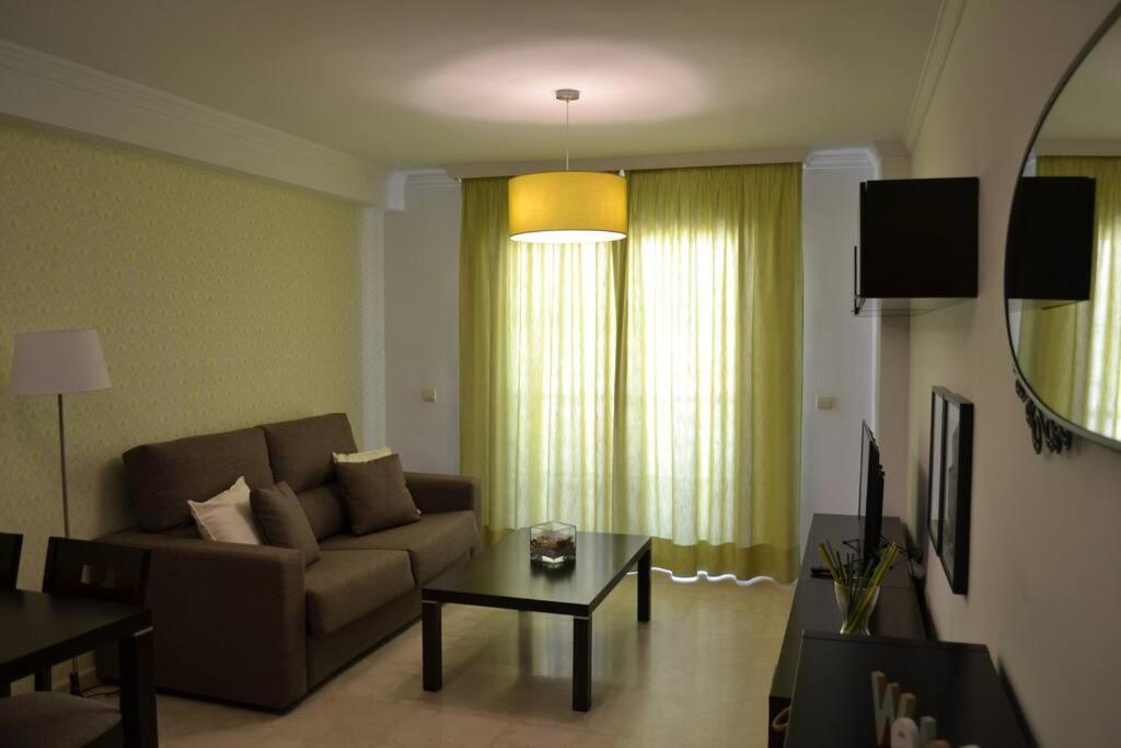 Precioso Apartamento En Primera Linea De Playa En Caleta De Velez Eksteriør bilde