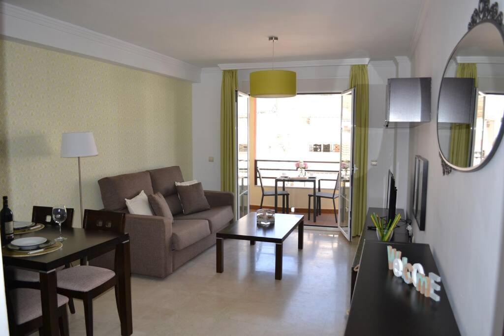 Precioso Apartamento En Primera Linea De Playa En Caleta De Velez Eksteriør bilde